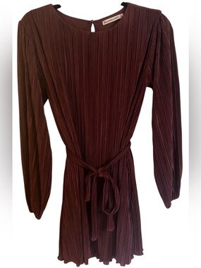Abercrombie & Fitch Plisse Long Sleeve Dress XS NEW! Never Worn. Satin Fairy